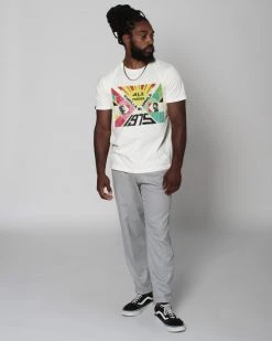 Muhammad Ali / Joe Frazier Ali Vs Frazier 1975 Vintage White Tee SPORT AND ICON