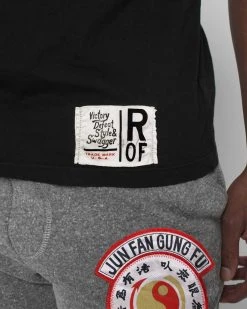 Bruce Lee Dragon Black Tee SPORT AND ICON