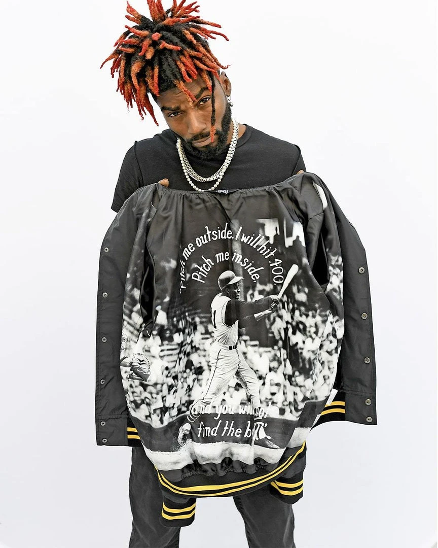 Roberto Clemente Clemente #21 Stadium Jacket Bundle SPORT AND ICON 4 Roberto Clemente Clemente #21 Stadium Jacket Bundle SPORT AND ICON