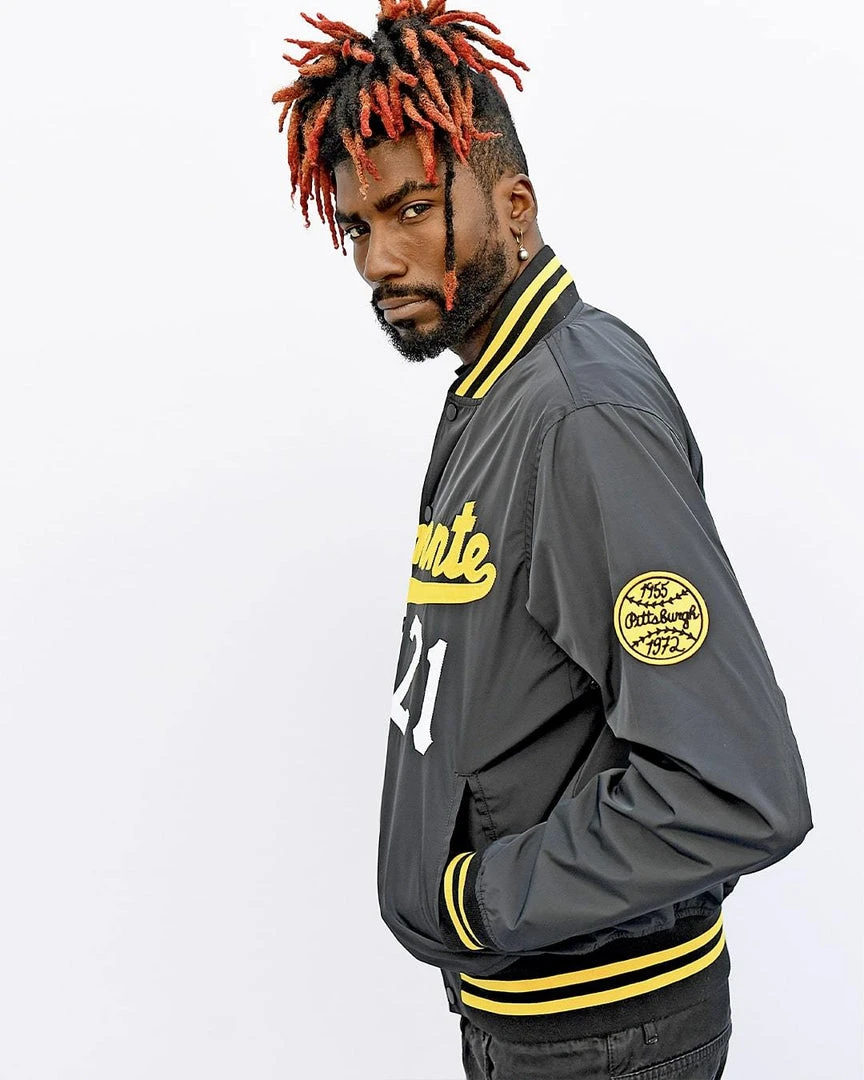 Roberto Clemente Clemente #21 Stadium Jacket Bundle SPORT AND ICON 5 Roberto Clemente Clemente #21 Stadium Jacket Bundle SPORT AND ICON