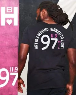 GC/GB - Bret Hart Montreal SJ Tee