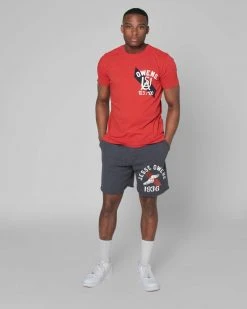 SPORT AND ICON Jesse Owens Ground Breakers Red Tee 14 SPORT AND ICON Jesse Owens Ground Breakers Red Tee