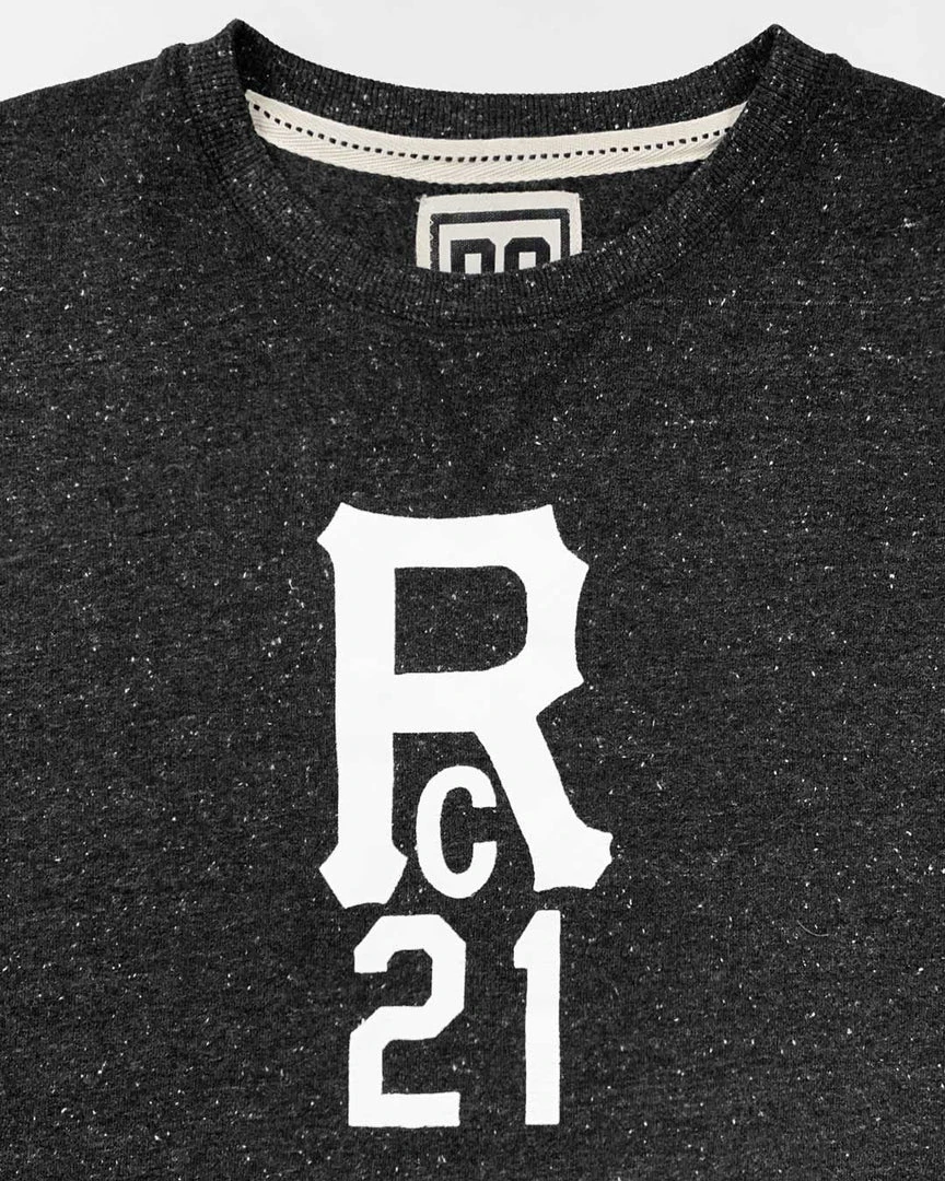 Roberto Clemente 'RC 21' Black Sweatshirt 10 Roberto Clemente 'RC 21' Black Sweatshirt